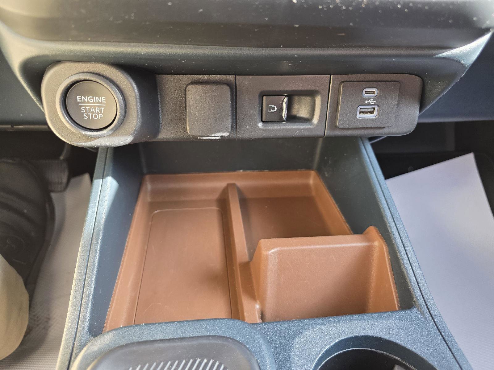 Used 2022 Ford Maverick Lariat w/ Equipment Group 500A Standard image 19