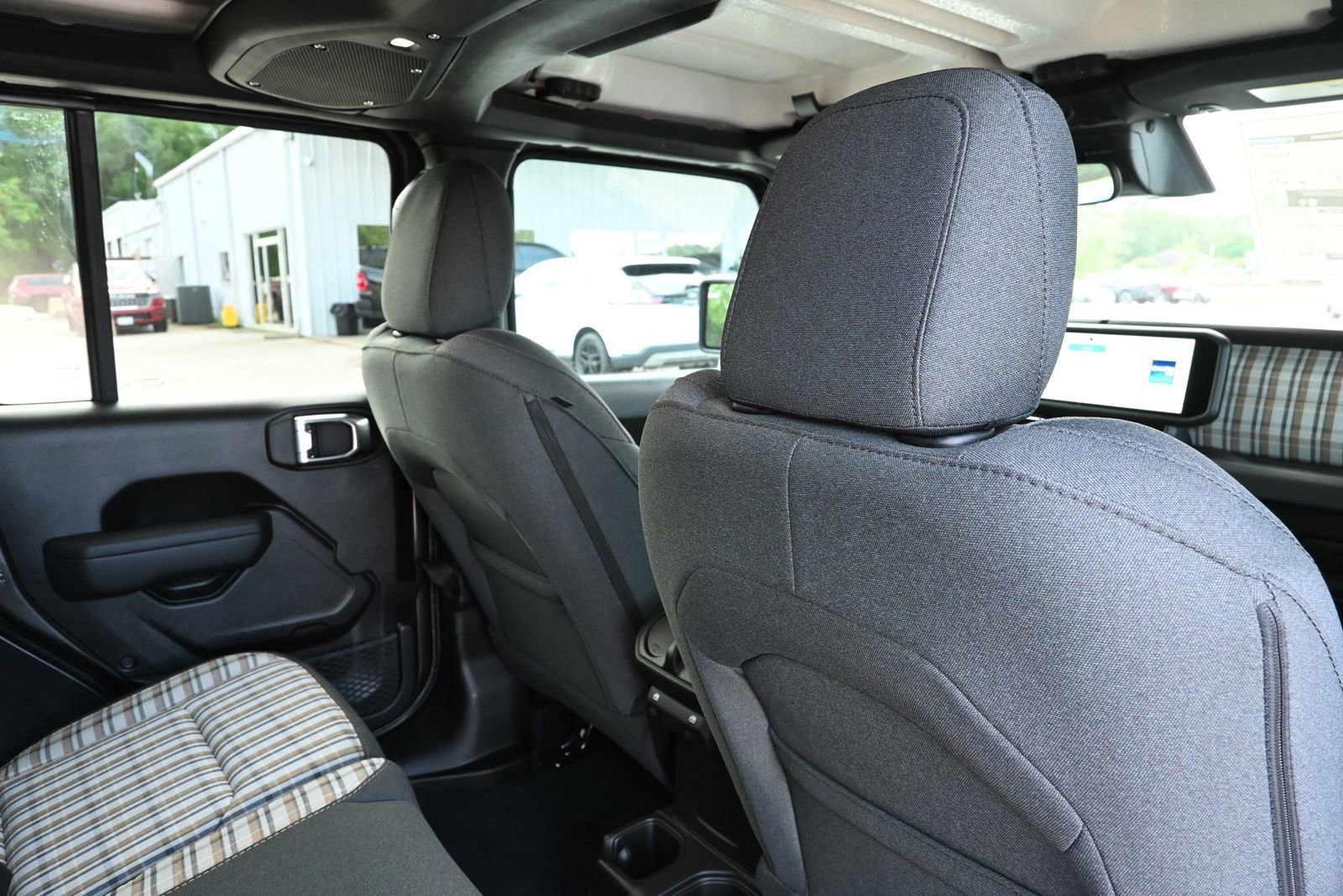 New 2026 Jeep Wrangler Unlimited Sport image 29