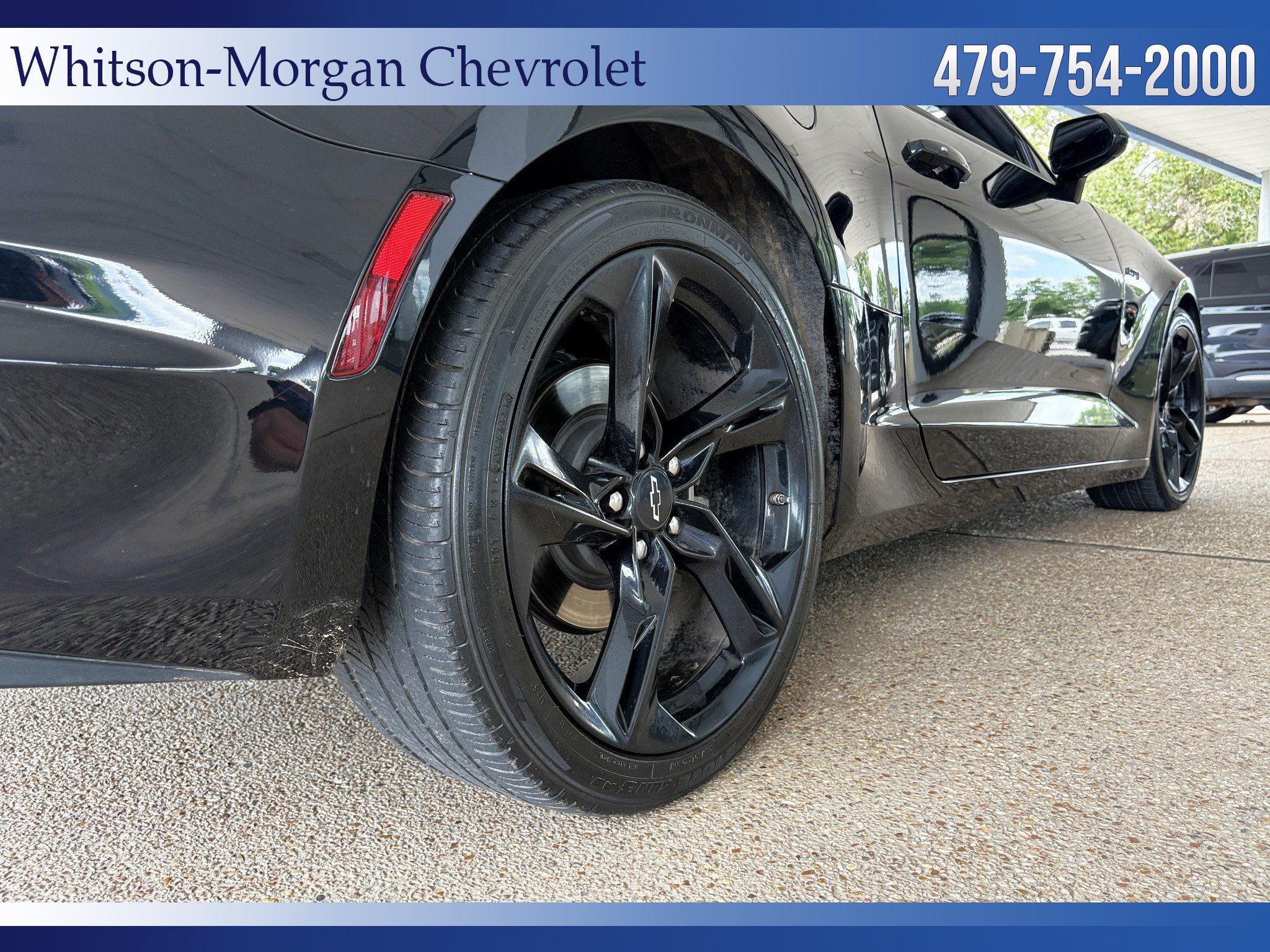 Used 2021 Chevrolet Camaro LT RWD image 9