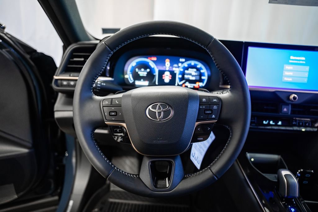 New 2026 Toyota Crown Signia XLE image 31