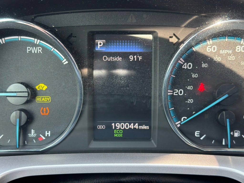 Used 2017 Toyota RAV4 Limited w/ Advanced Technology Package AWD/4WD image 2