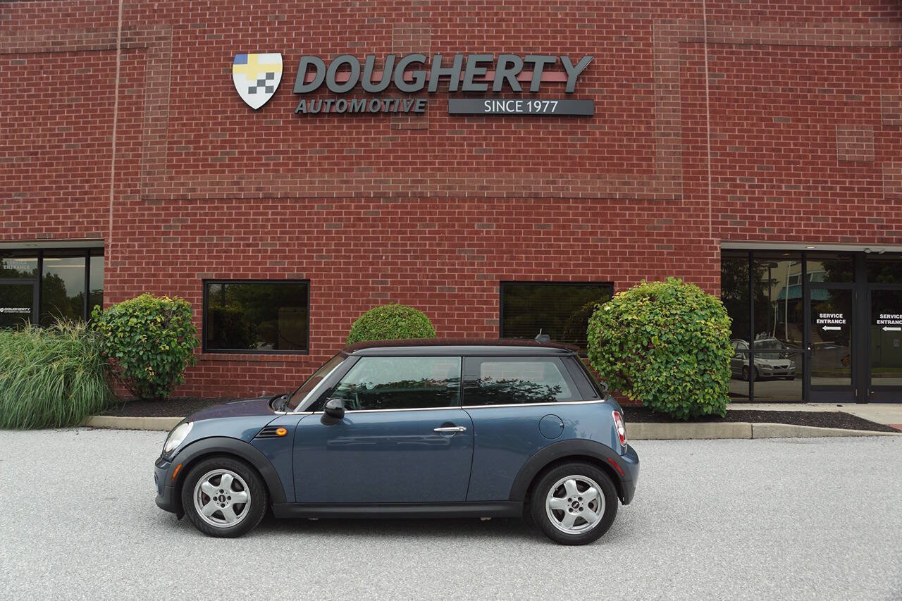 Used 2011 MINI Cooper Hardtop FWD image 4