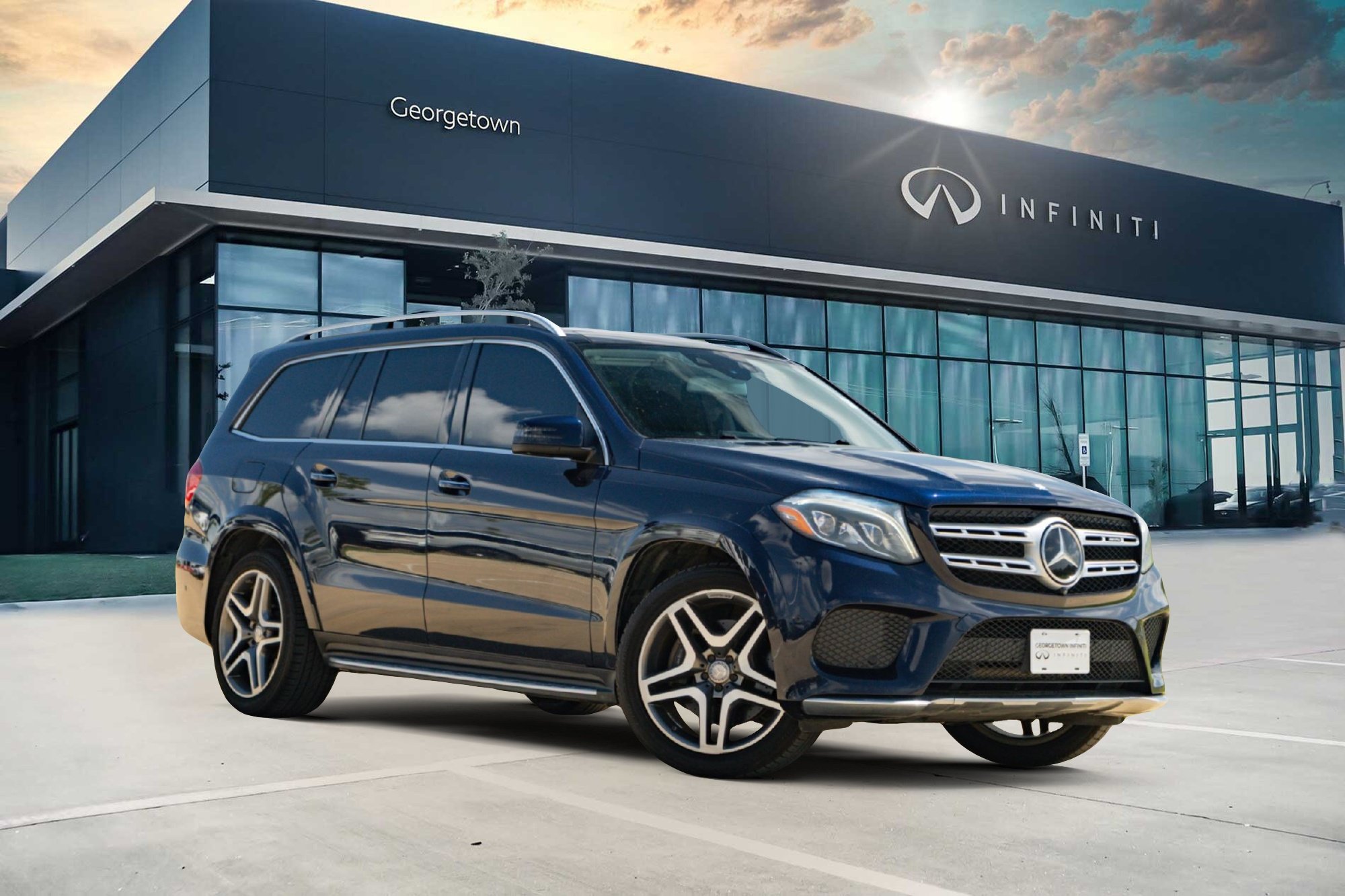 Used 2017 Mercedes-Benz GLS 550 4MATIC image 1
