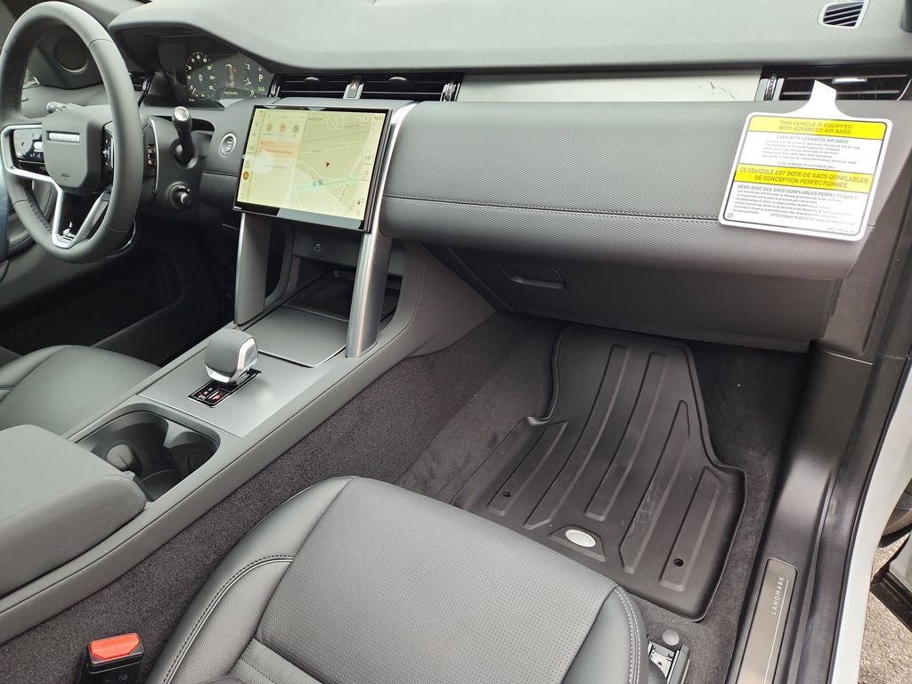 New 2026 Land Rover Discovery Sport Landmark AWD/4WD image 28