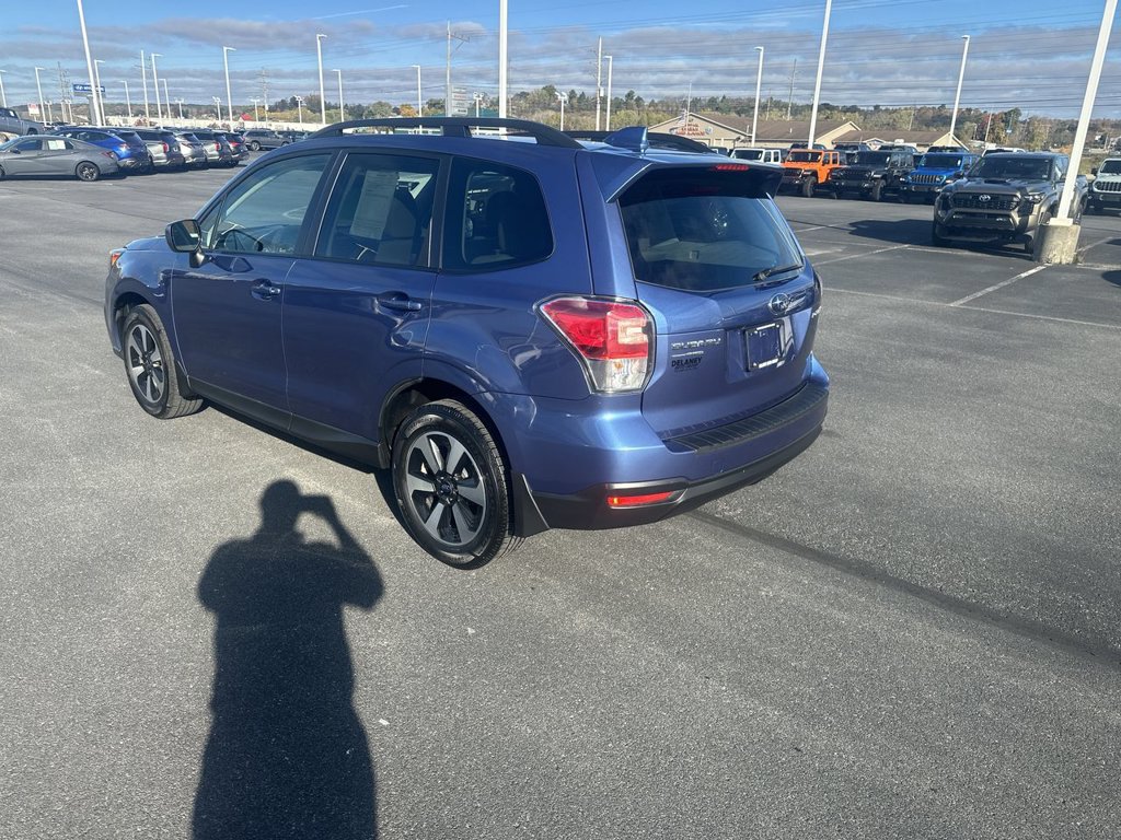 Used 2018 Subaru Forester 2.5i Premium w/ All-Weather Package AWD/4WD image 6