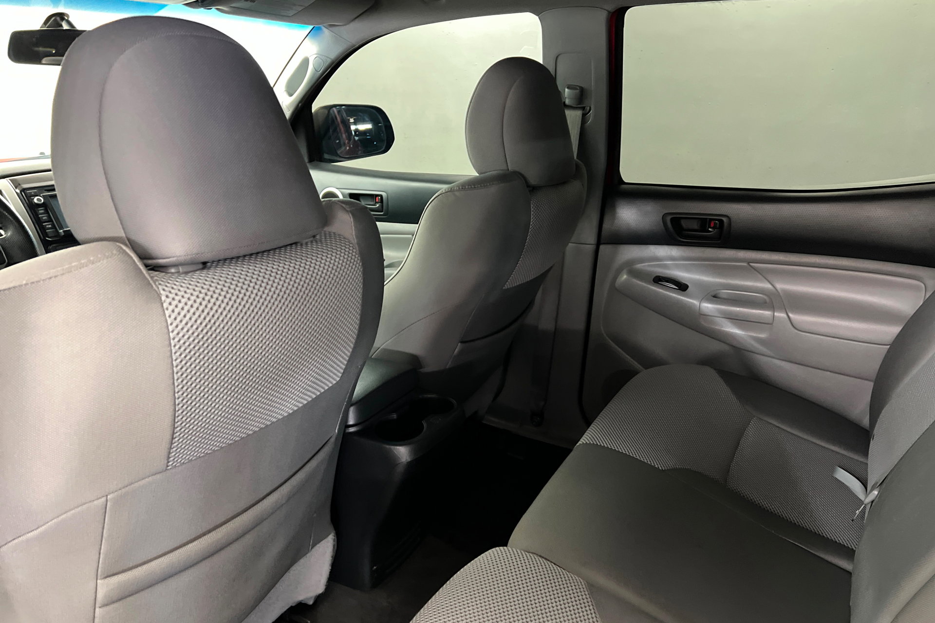 Used 2015 Toyota Tacoma PreRunner w/ TRD Off-Road Package RWD image 20