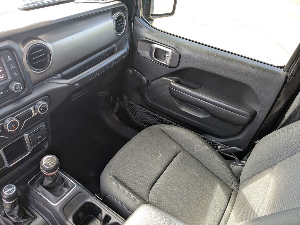 Certified 2020 Jeep Wrangler Sport AWD/4WD image 16