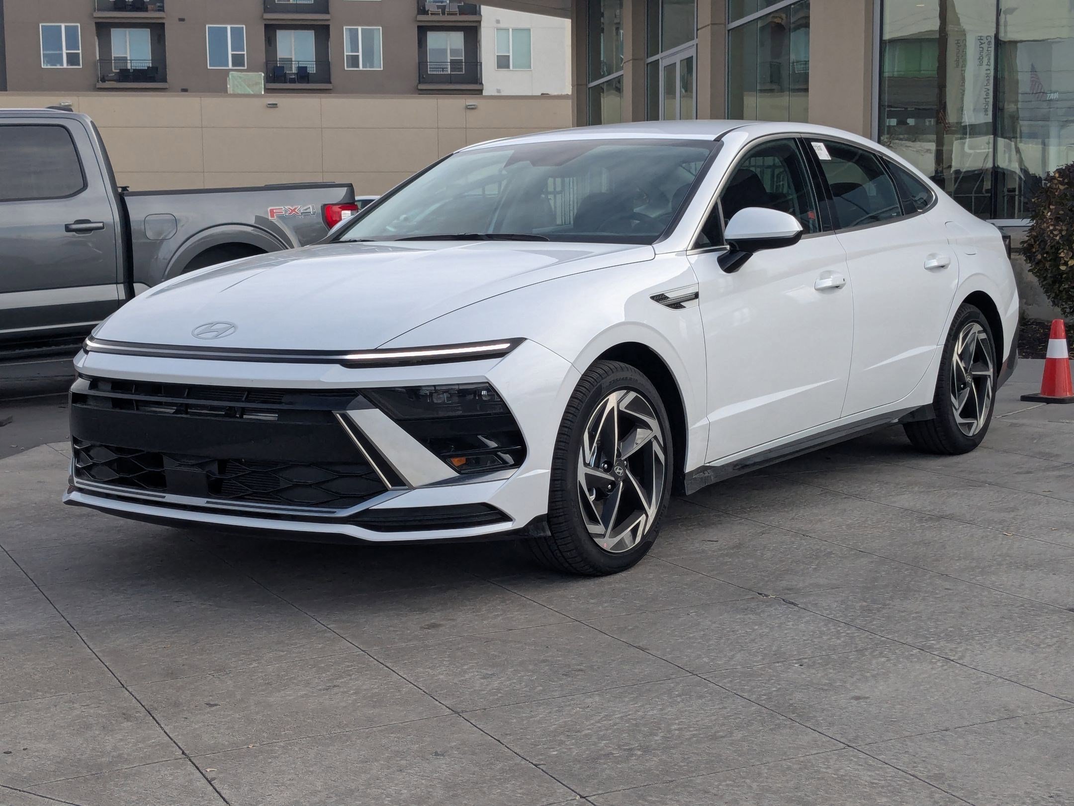 Used 2026 Hyundai Sonata SEL image 9