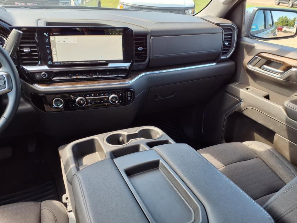 Used 2024 Chevrolet Silverado 1500 LT image 10