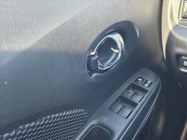 Used 2016 Nissan Versa Note SV image 20