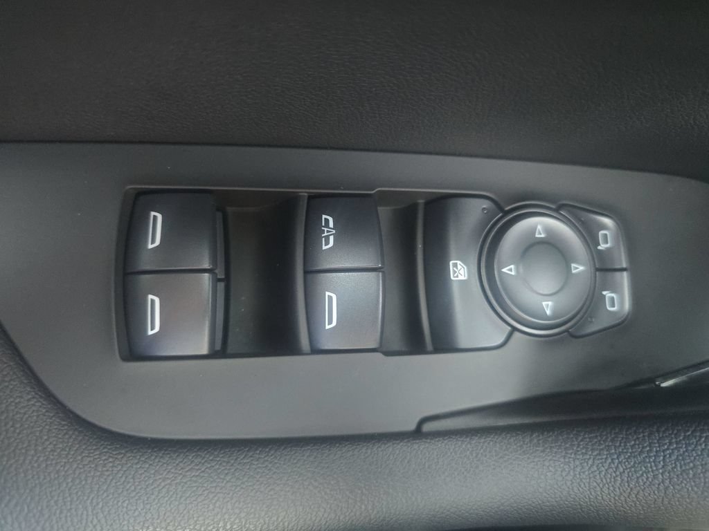 Used 2025 Chevrolet Blazer RS w/ Driver Confidence II Package AWD/4WD image 16