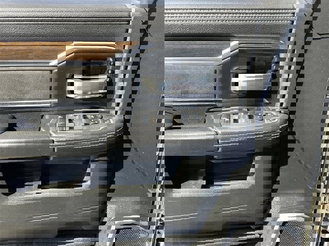 Used 2024 RAM 2500 Laramie w/ Towing Technology Group image 24