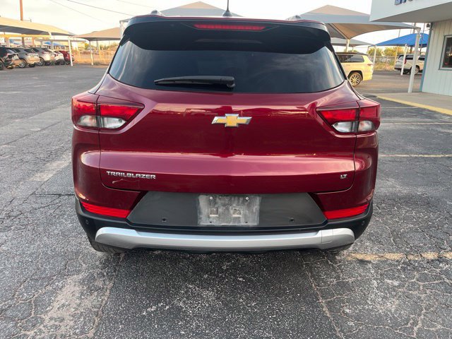 Used 2025 Chevrolet TrailBlazer LT w/ LT Cold Weather Package FWD image 5