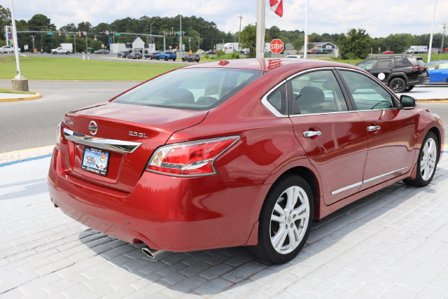 Used 2015 Nissan Altima 3.5 SL FWD image 5