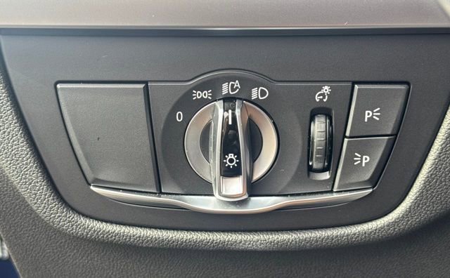 Certified 2024 BMW X4 xDrive30i image 14