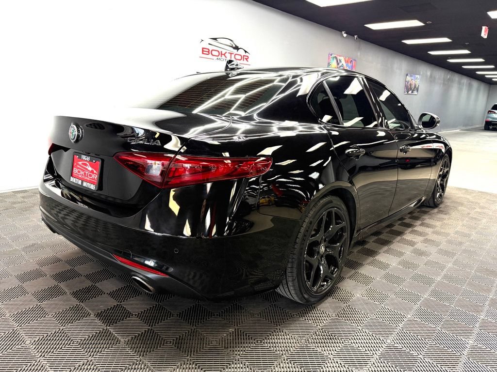Used 2021 Alfa Romeo Giulia Sprint w/ Nero Edizione RWD image 14