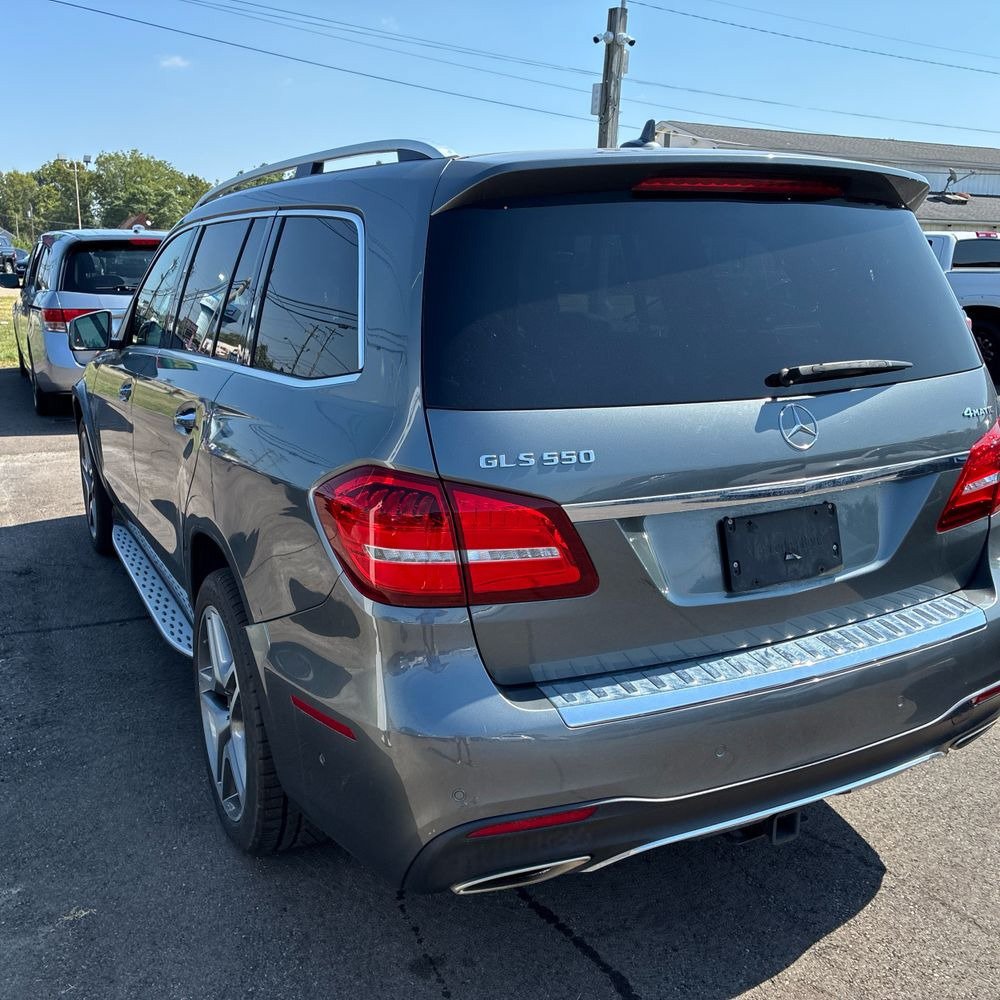 Used 2019 Mercedes-Benz GLS 550 4MATIC image 4