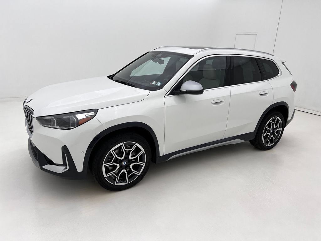 Used 2023 BMW X1 xDrive28i w/ Convenience Package AWD/4WD image 5