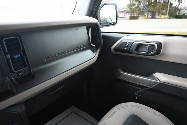 Used 2023 Ford Bronco Wildtrak image 28