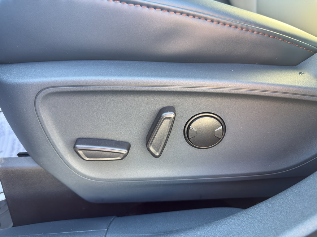 New 2025 Ford Maverick Lariat w/ 4K Tow Package image 19