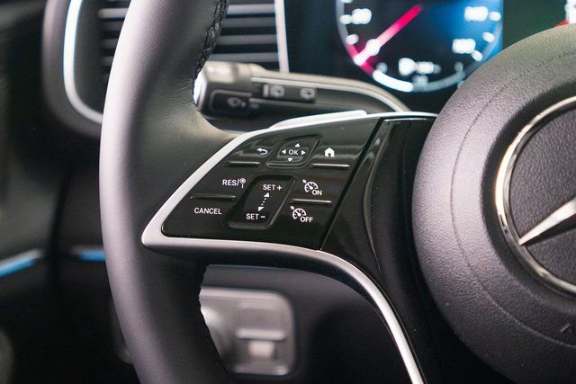 New 2026 Mercedes-Benz GLE 450e 4MATIC image 17