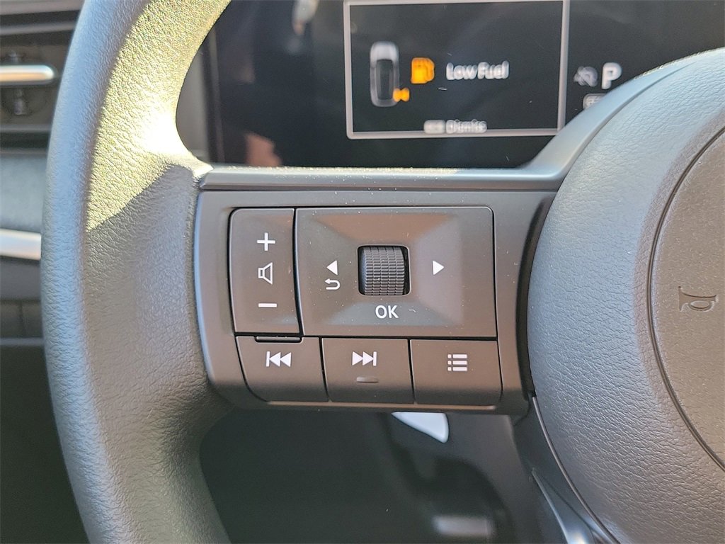 New 2026 Nissan Kicks SV image 6