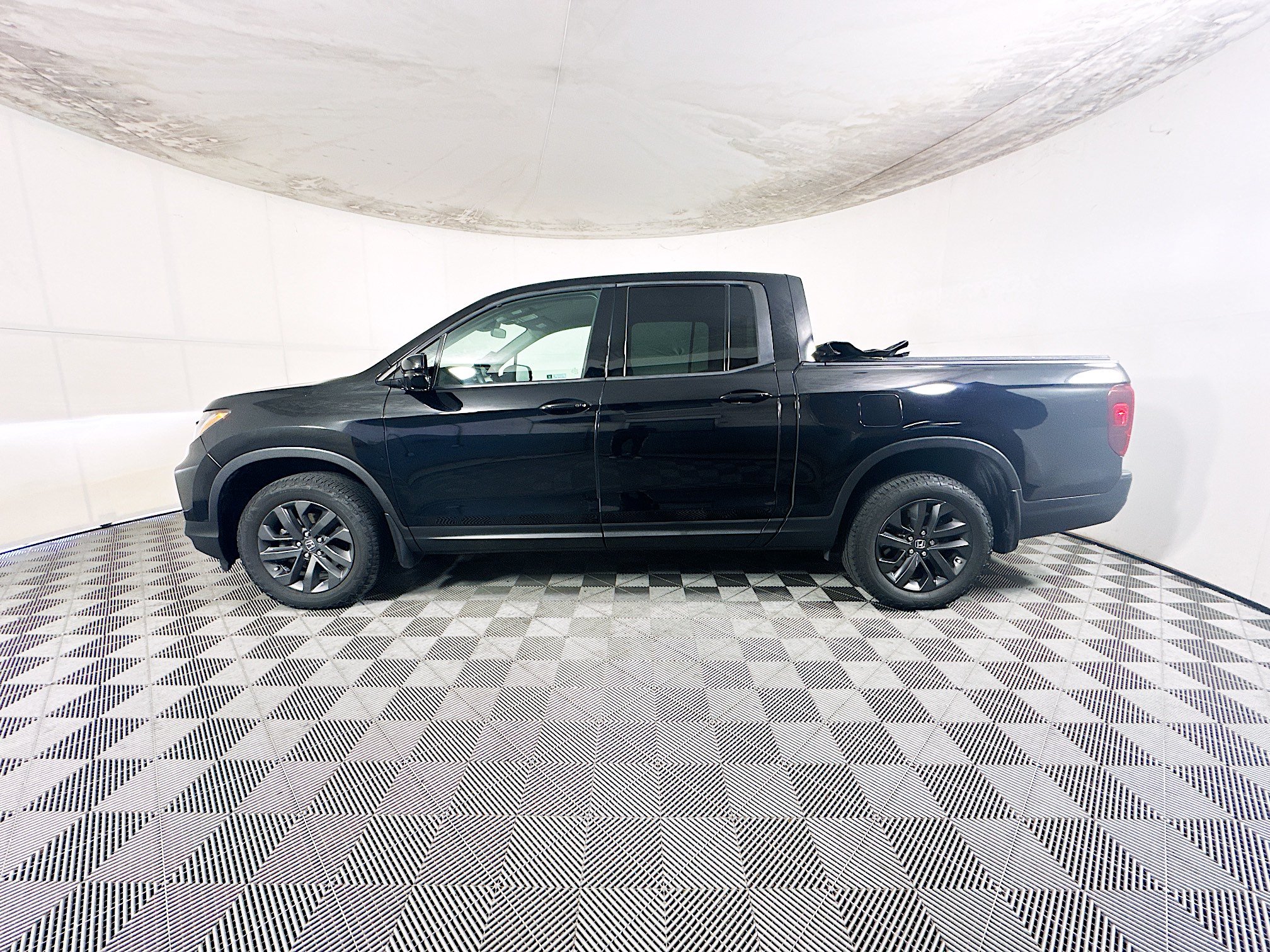 Used 2022 Honda Ridgeline Sport image 6