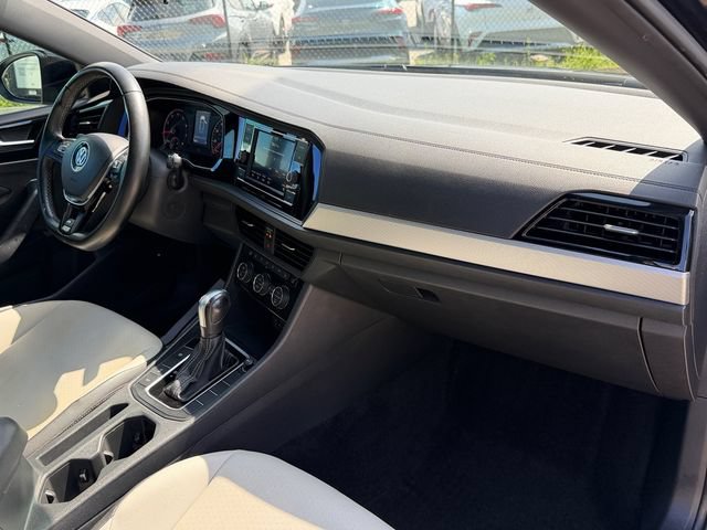 Used 2020 Volkswagen Jetta R-Line FWD image 17