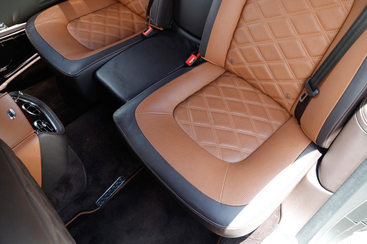Used 2016 Bentley Mulsanne Speed RWD image 12
