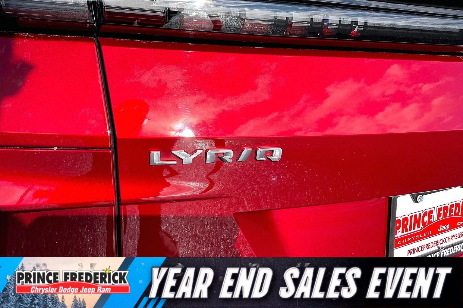 Used 2024 Cadillac Lyriq Sport image 8