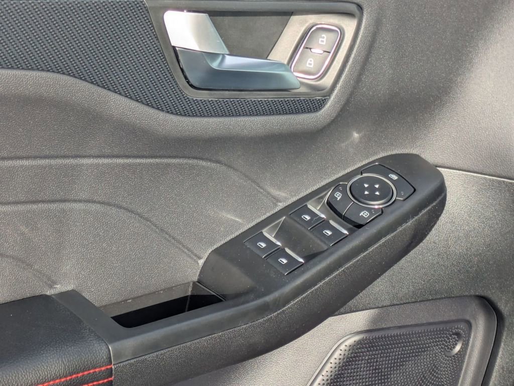 New 2026 Ford Escape ST-Line w/ Cold Weather Package image 22