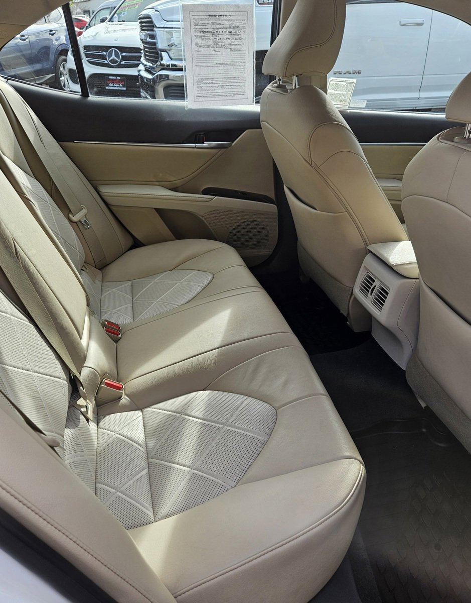 Used 2018 Toyota Camry XLE w/ Audio Package image 12