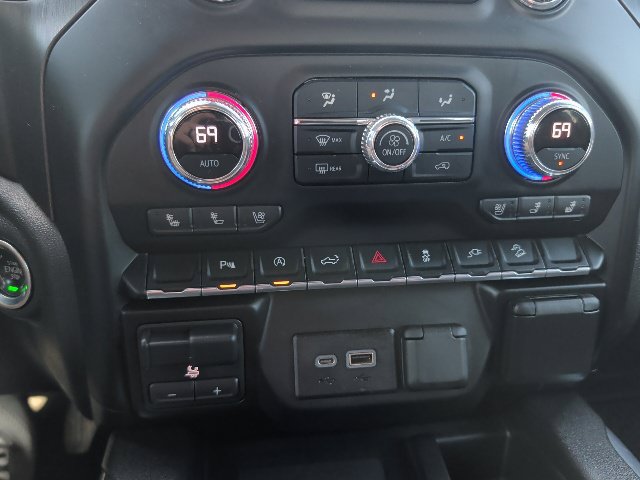 Used 2021 GMC Sierra 1500 AT4 w/ AT4 Value Package AWD/4WD image 23