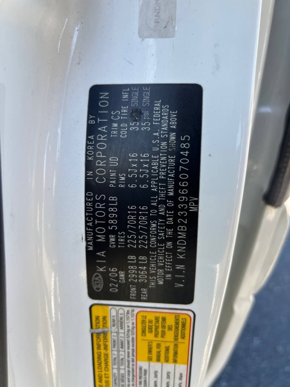 Used 2006 Kia Sedona EX FWD image 16