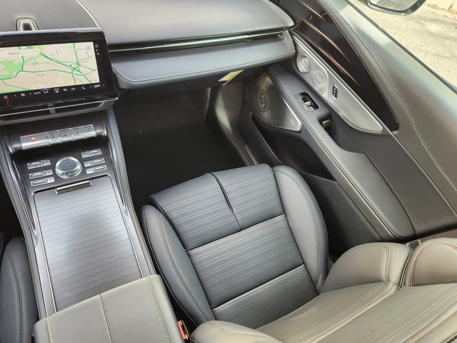 New 2026 Lincoln Nautilus Reserve image 12