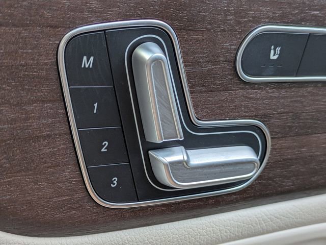 Used 2021 Mercedes-Benz GLB 250 image 25