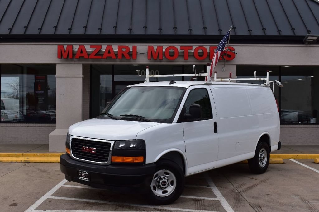 Used 2018 GMC Savana 2500 w/ Communications Package RWD image 2