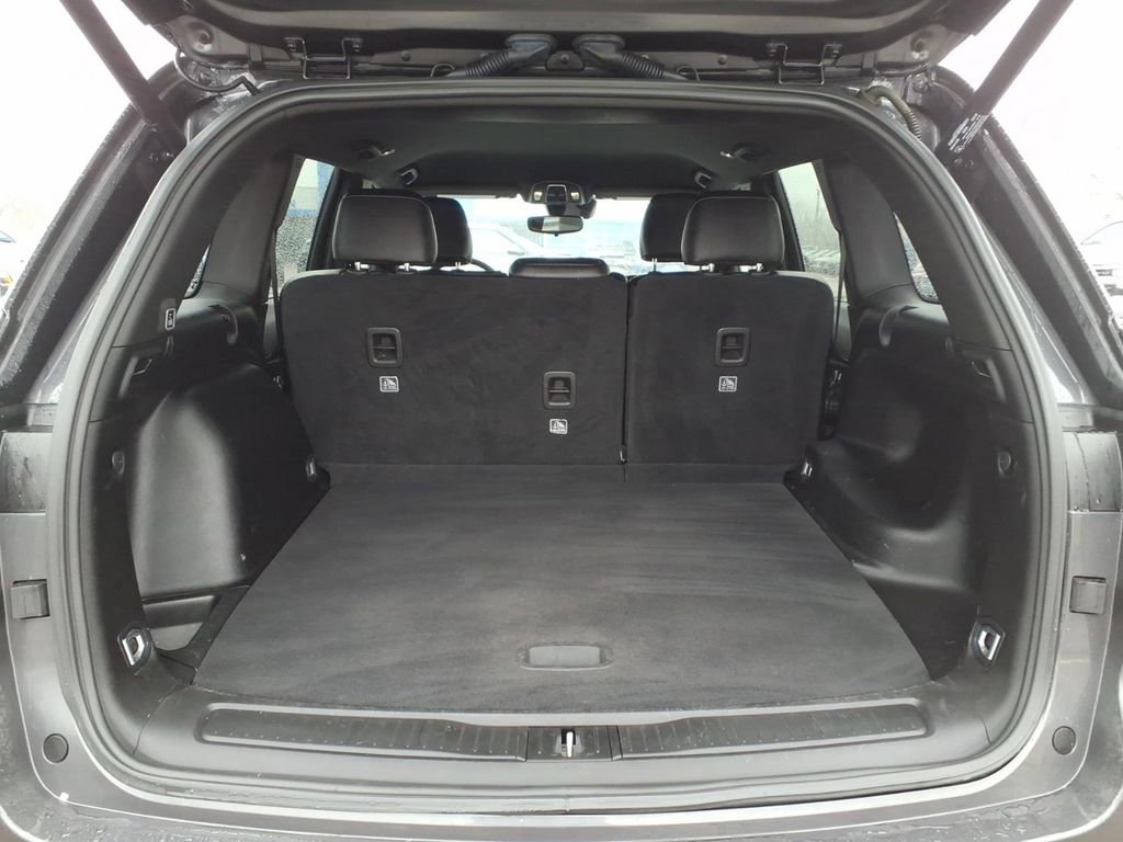 Used 2023 Jeep Grand Cherokee Altitude image 10