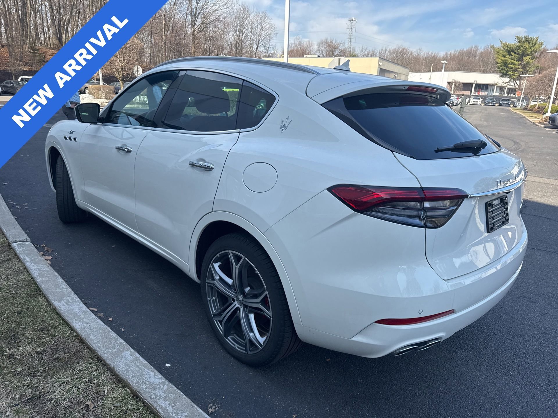 Used 2023 Maserati Levante GT image 4
