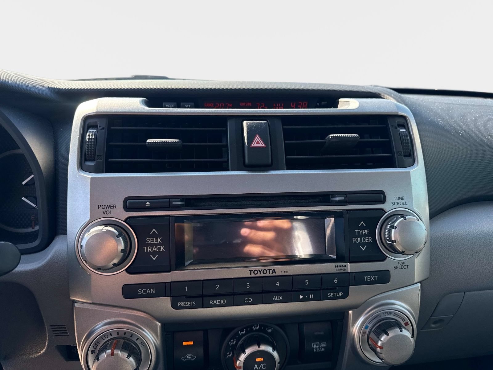 Used 2013 Toyota 4Runner SR5 w/ Convenience Pkg RWD image 21