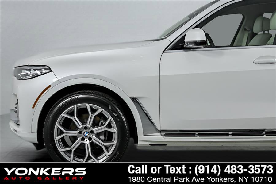 Used 2022 BMW X7 xDrive40i w/ Executive Package image 97