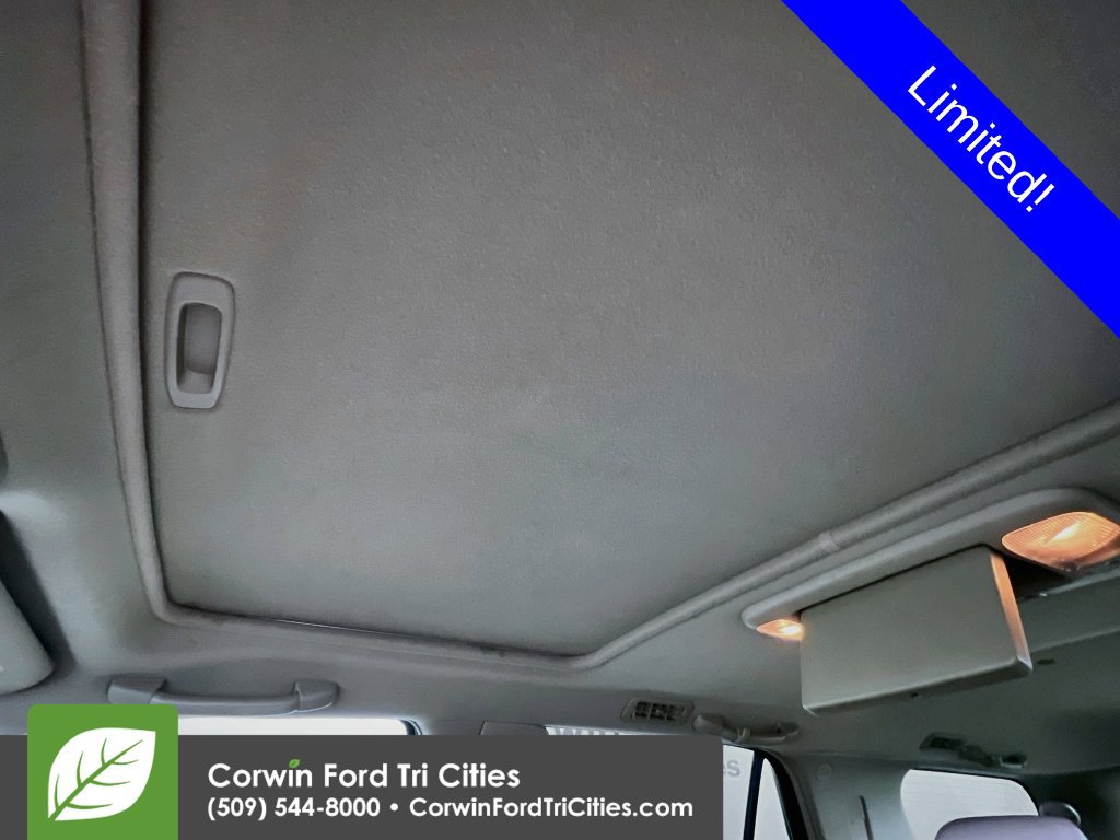 Used 2006 Toyota Sequoia Limited AWD/4WD image 25