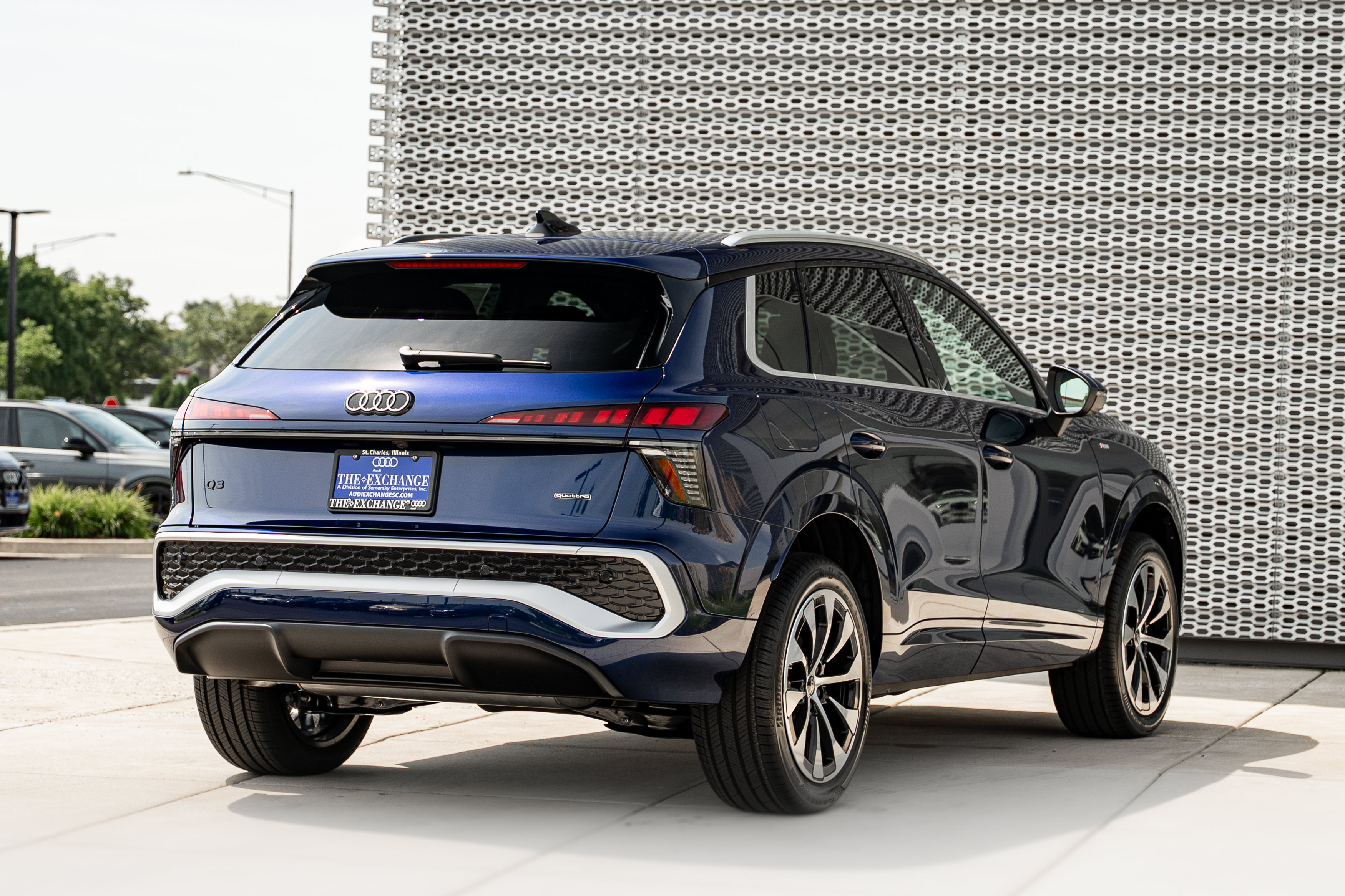 New 2026 Audi Q3 quattro 2.0T AWD/4WD image 4