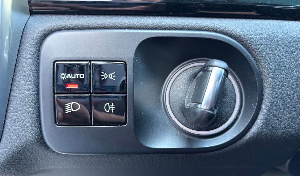 Certified 2021 Porsche Cayenne AWD/4WD image 30
