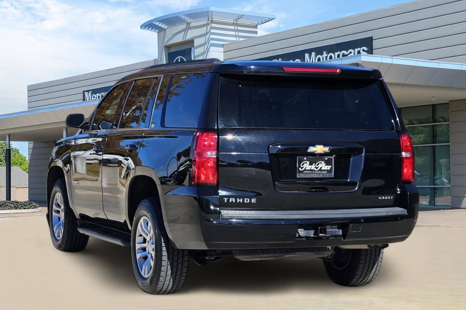 Used 2019 Chevrolet Tahoe LT image 4