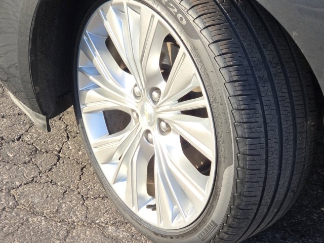 Used 2014 Chevrolet Impala LTZ image 9