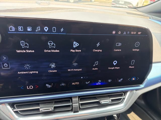 Certified 2025 Chevrolet Equinox EV LT w/ Convenience Package FWD image 21