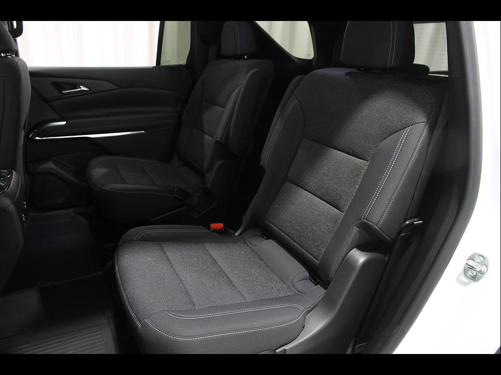 Certified 2024 Chevrolet Traverse LT w/ LPO, Floor Liner Package AWD/4WD image 20