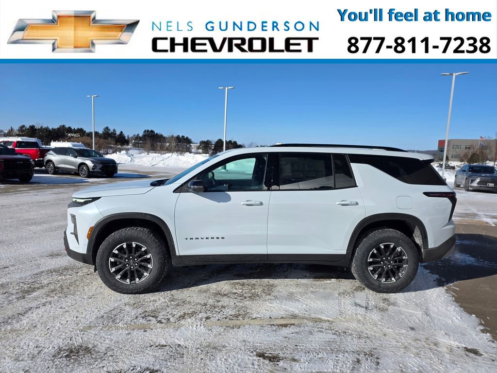 New 2026 Chevrolet Traverse Z71 w/ Enhanced Driving Package image 3