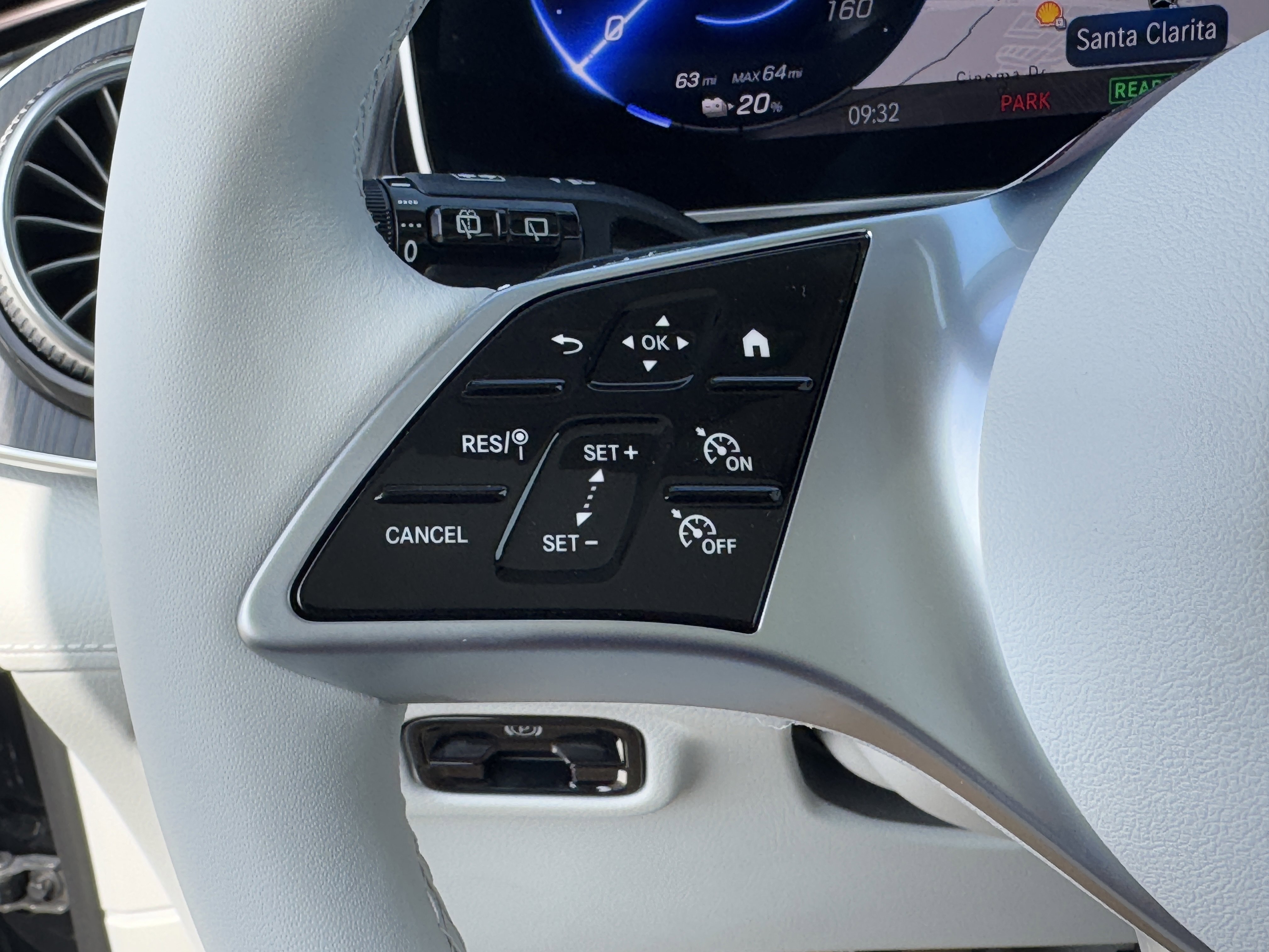 New 2026 Mercedes-Benz EQE 320+ SUV image 22